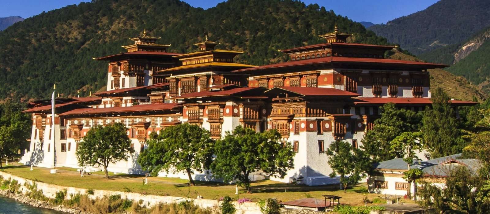 7 Nights 8 Days Bhutan Tour